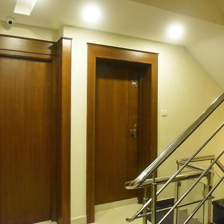Hotel Olive Grand Čennai Exteriér fotografie
