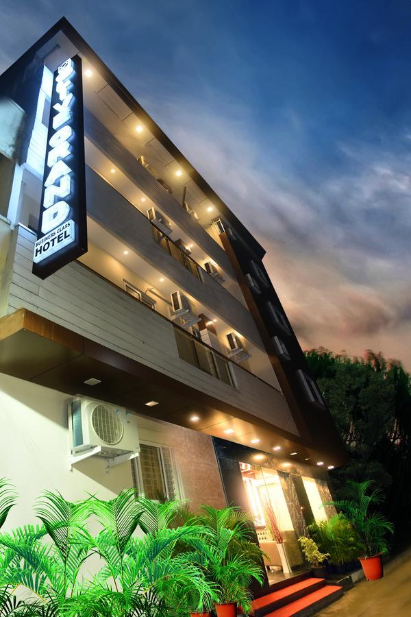 Hotel Olive Grand Čennai Exteriér fotografie